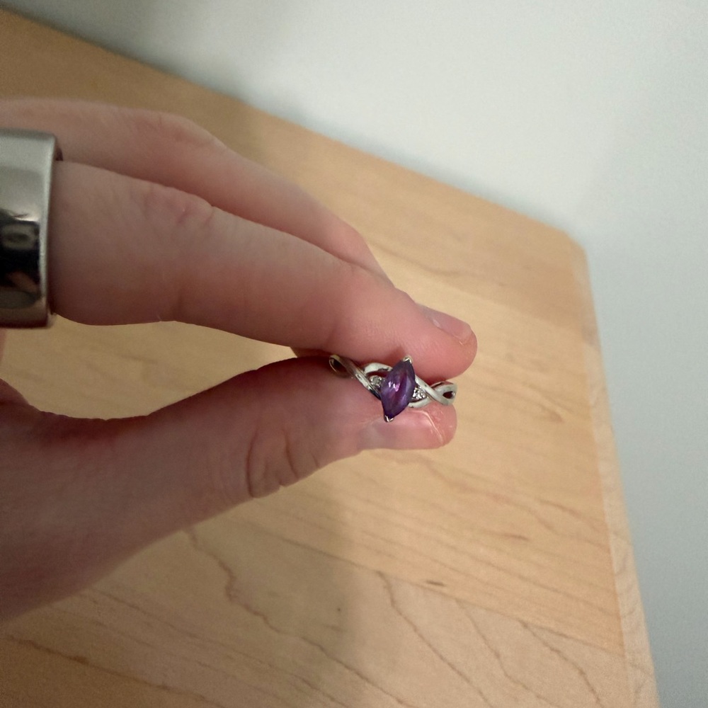 Elegant Amethyst & Silver Ring